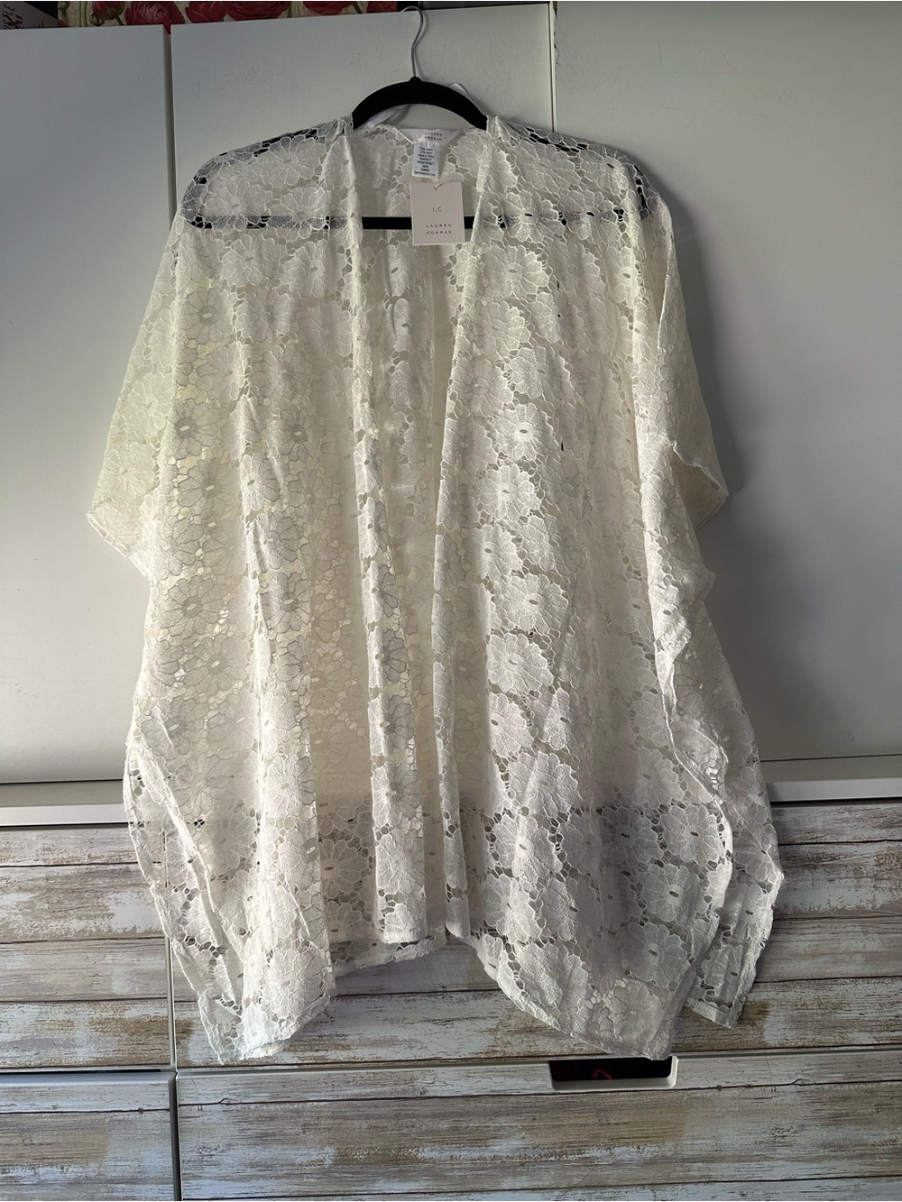 🤍 Lauren Conrad White Floral Lace Open Front Kimono Cardigan NWT